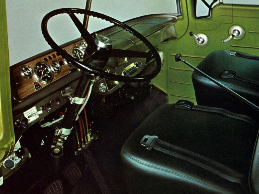  GMC L-Series Tilt Cab 6x4 1960 года  (фото 2 из 2)